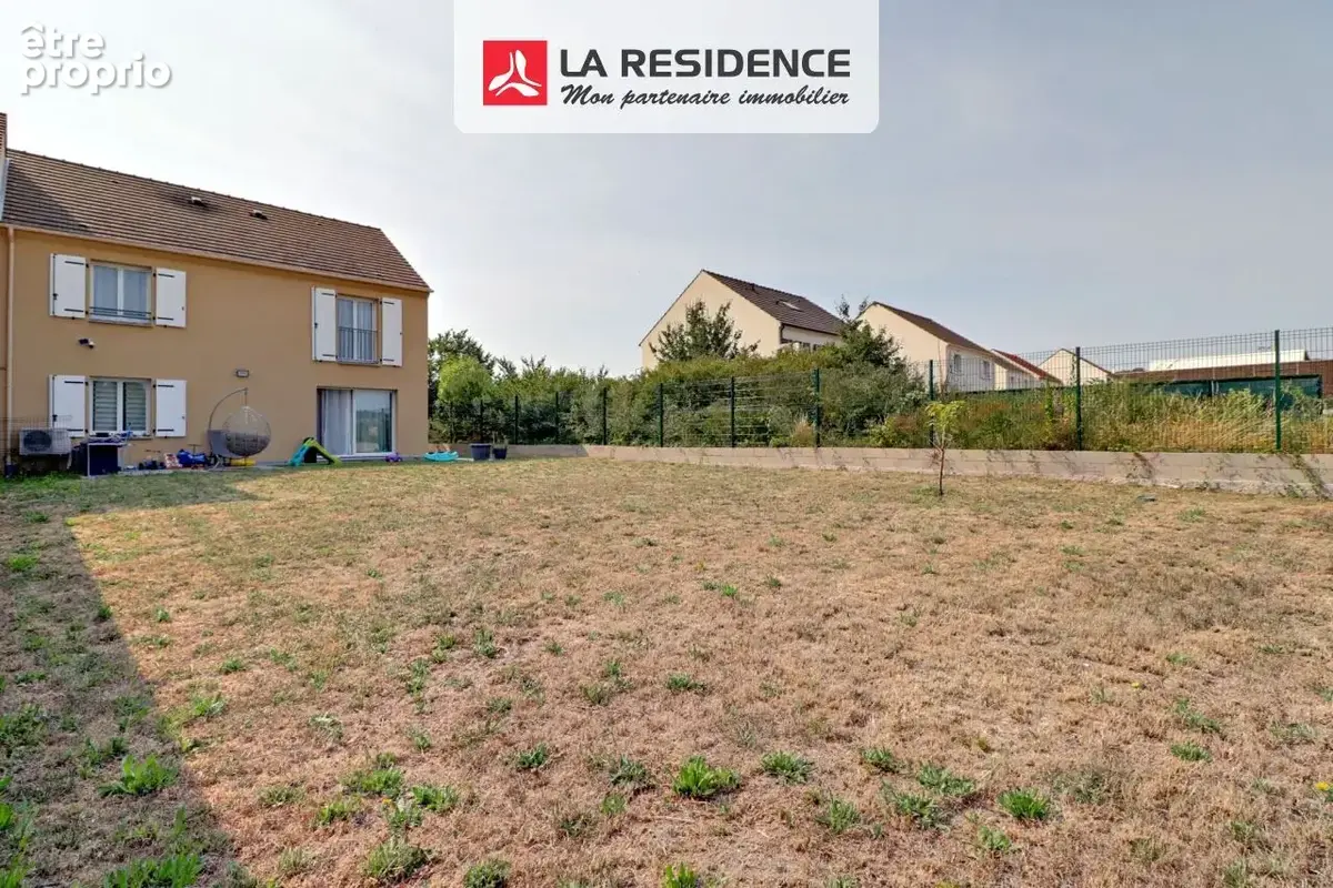 Maison 122 m² à Jouy-Le-Moutier  - photo 6