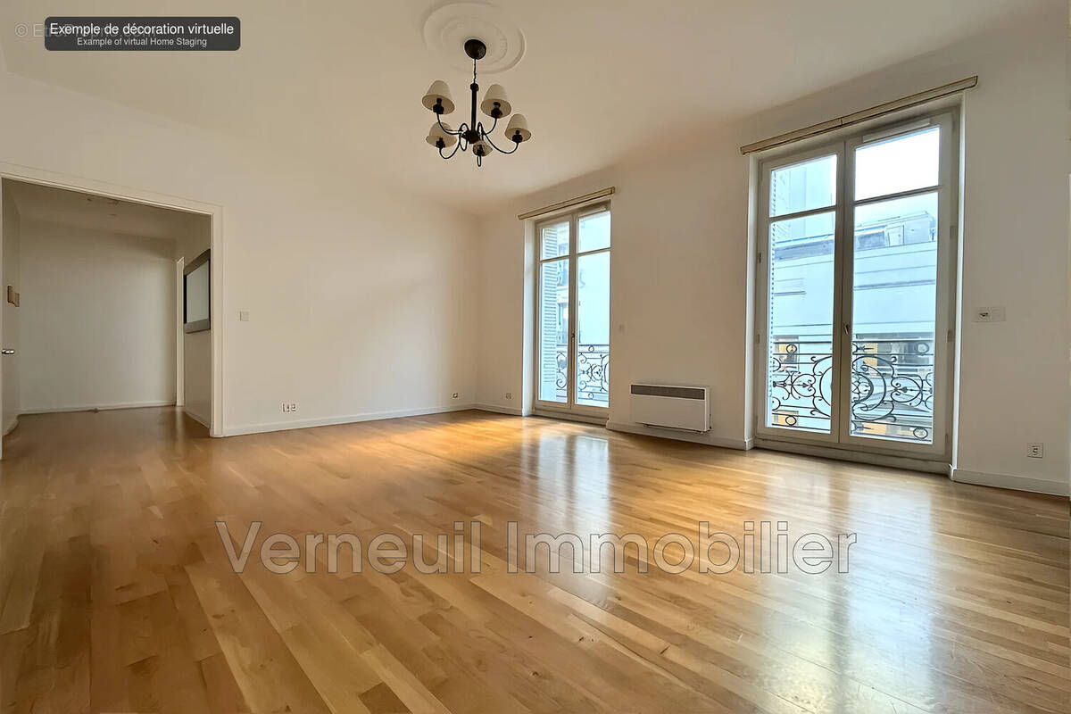 Appartement à PARIS-8E
