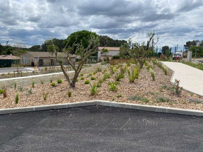 Terrain 505 m² à Langlade  - photo 2