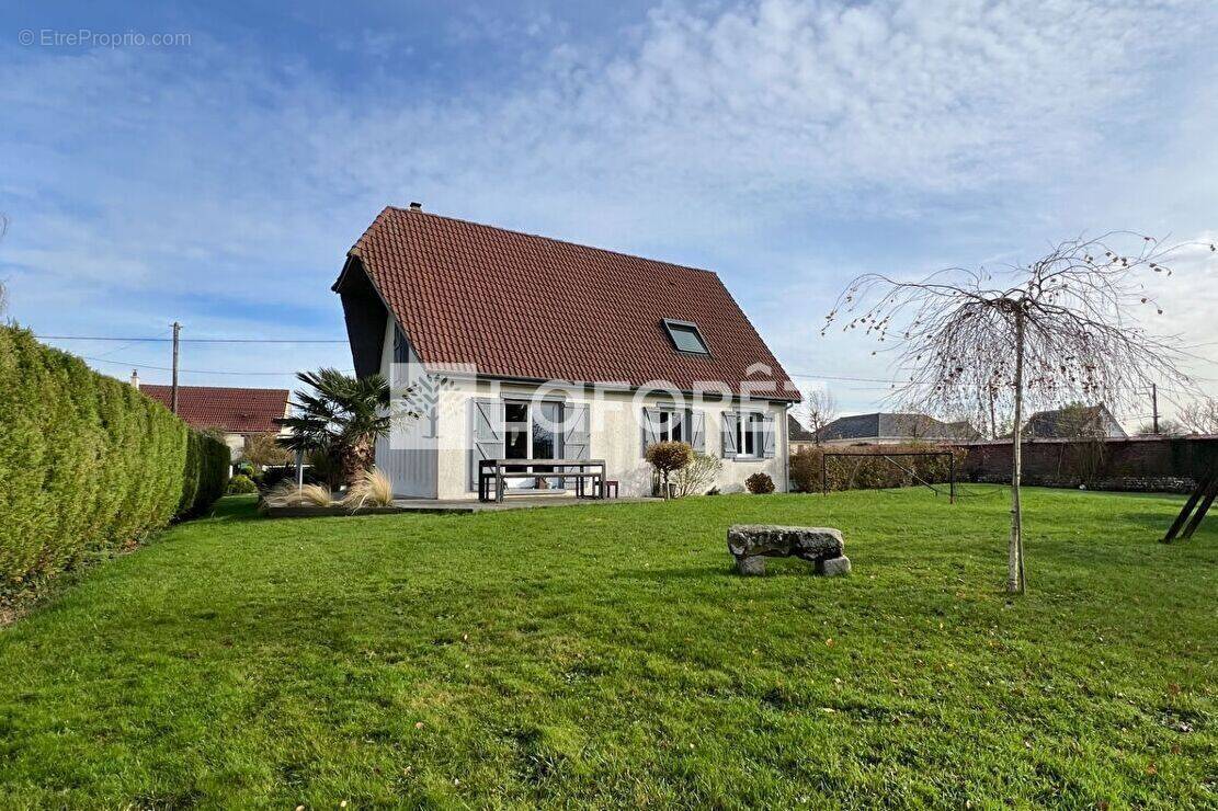 Maison à SERVAVILLE-SALMONVILLE