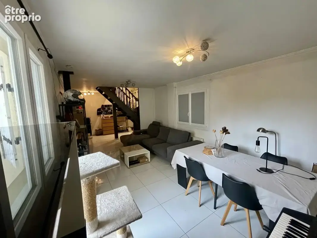 Drancy - centre-ville - maison de ville de type f3 - 88m2 - a deux pas de toutes commodites - photo 5