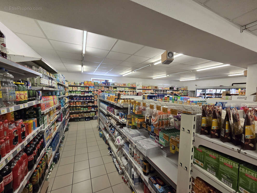 Commerce à ETALANS