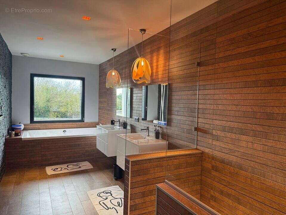 Maison à SAINT-CONTEST