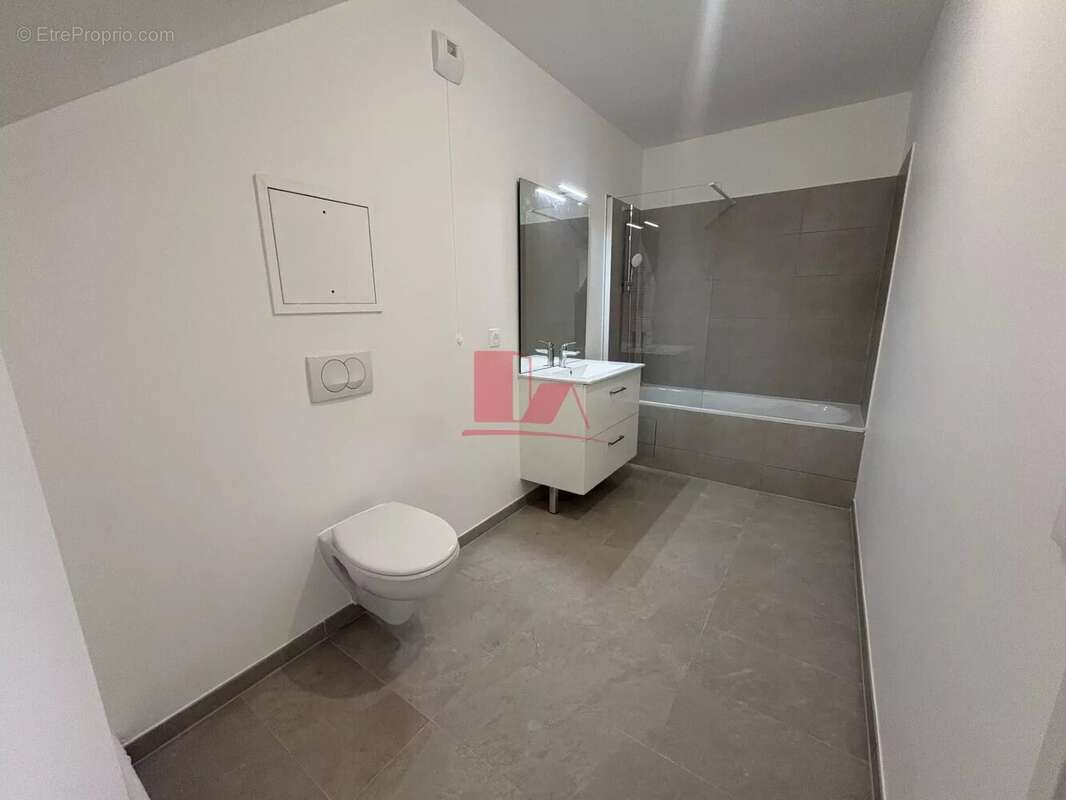 Appartement à ISSY-LES-MOULINEAUX