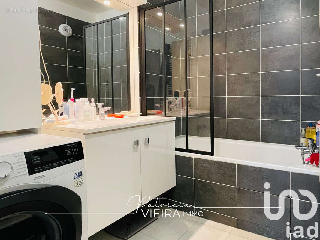 Photo 9 - Appartement à BUSSY-SAINT-GEORGES