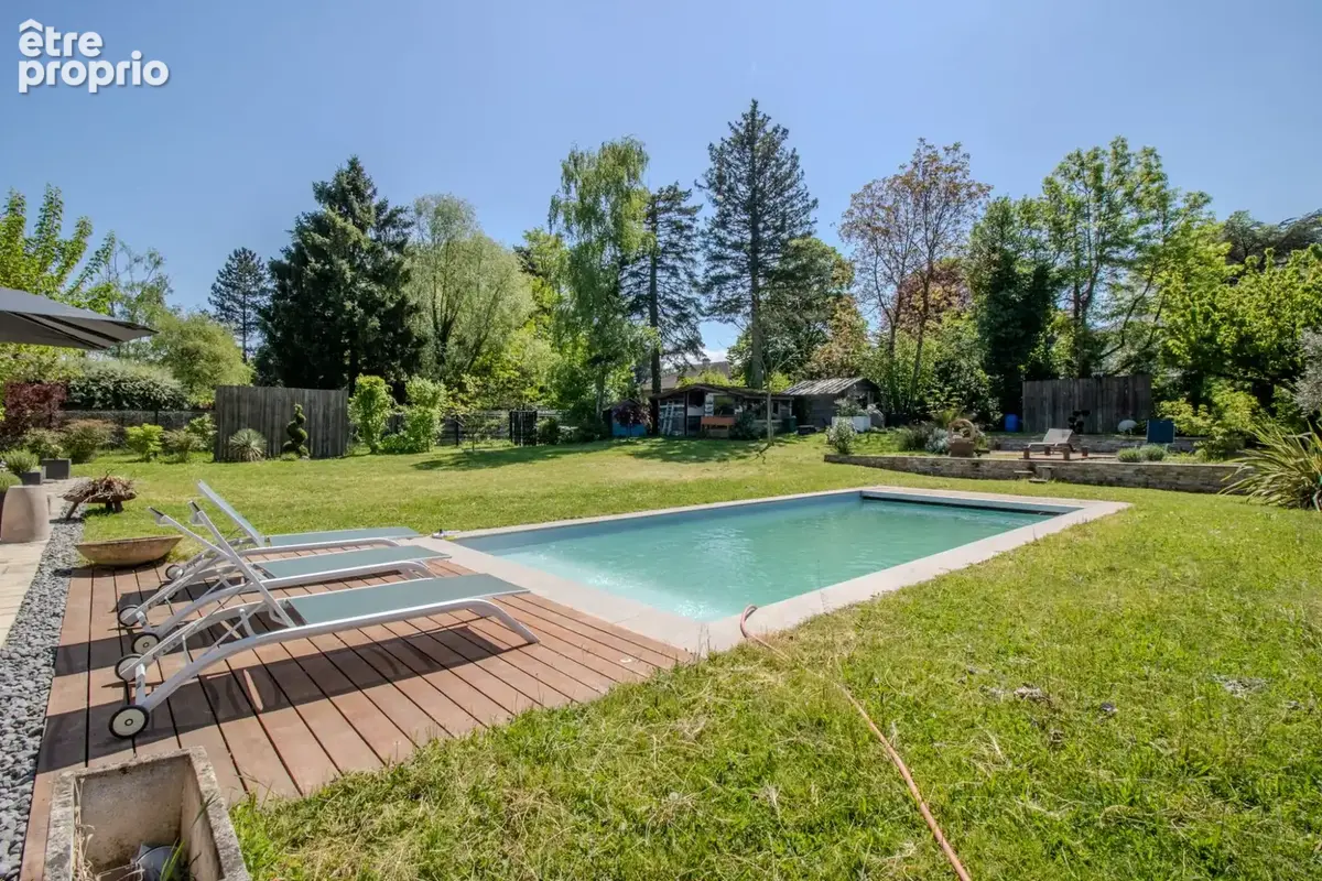 Maison 266 m² à Fontaines-Saint-Martin  - photo 8