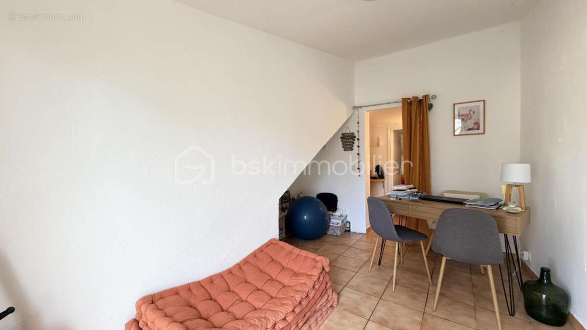 Maison de village en deux faces avec garage et jardin - photo 11