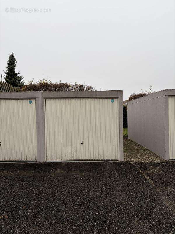 Parking à BISCHHEIM