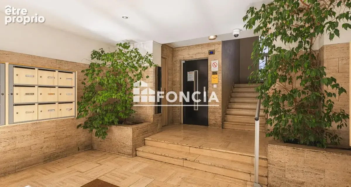 Toulon, appartement T2 à rénover, centre-ville - photo 10