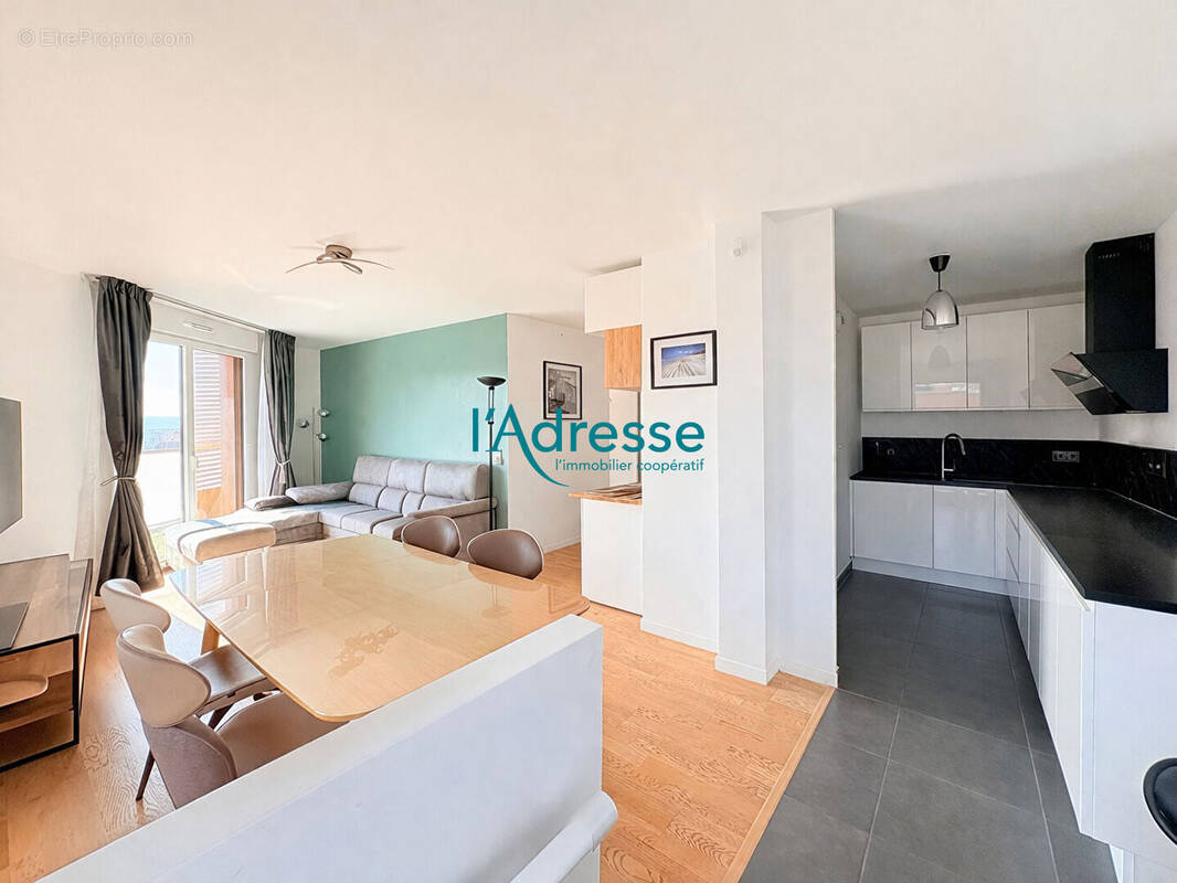 Appartement à NANTERRE