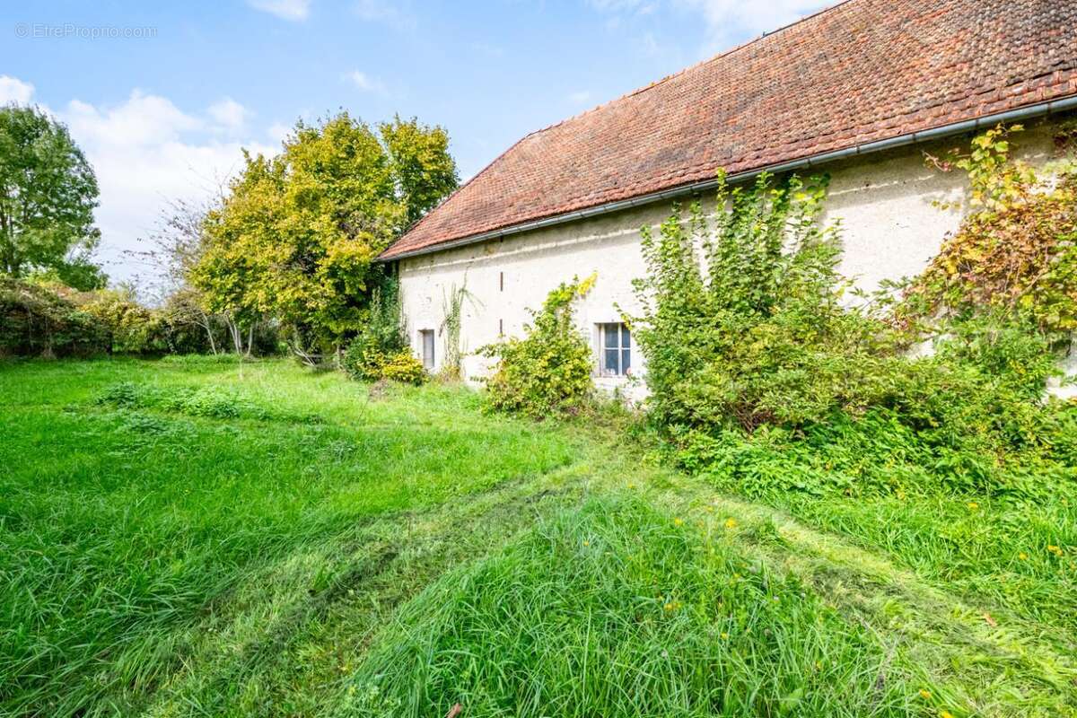 Appartement à BEIRE-LE-CHATEL