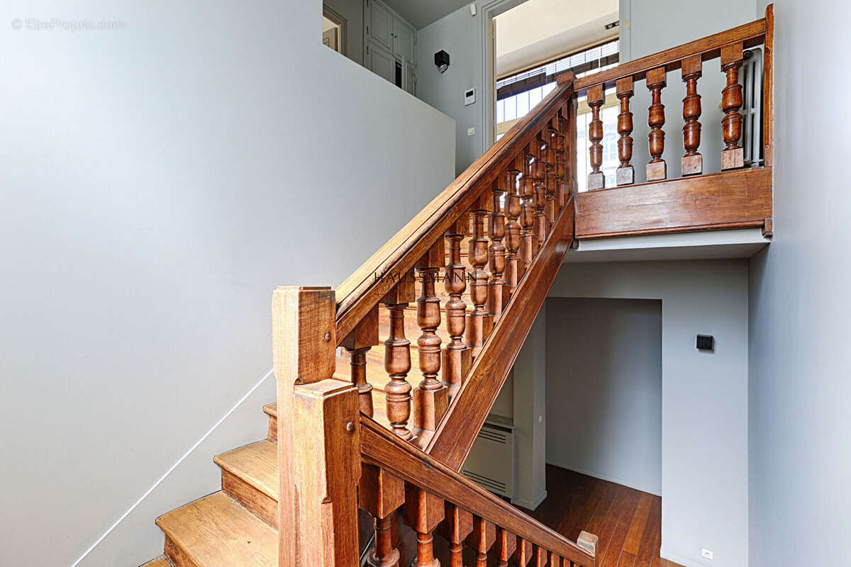 Maison à PARIS-17E