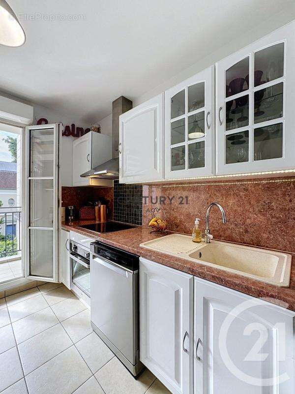 Appartement à MAISONS-ALFORT