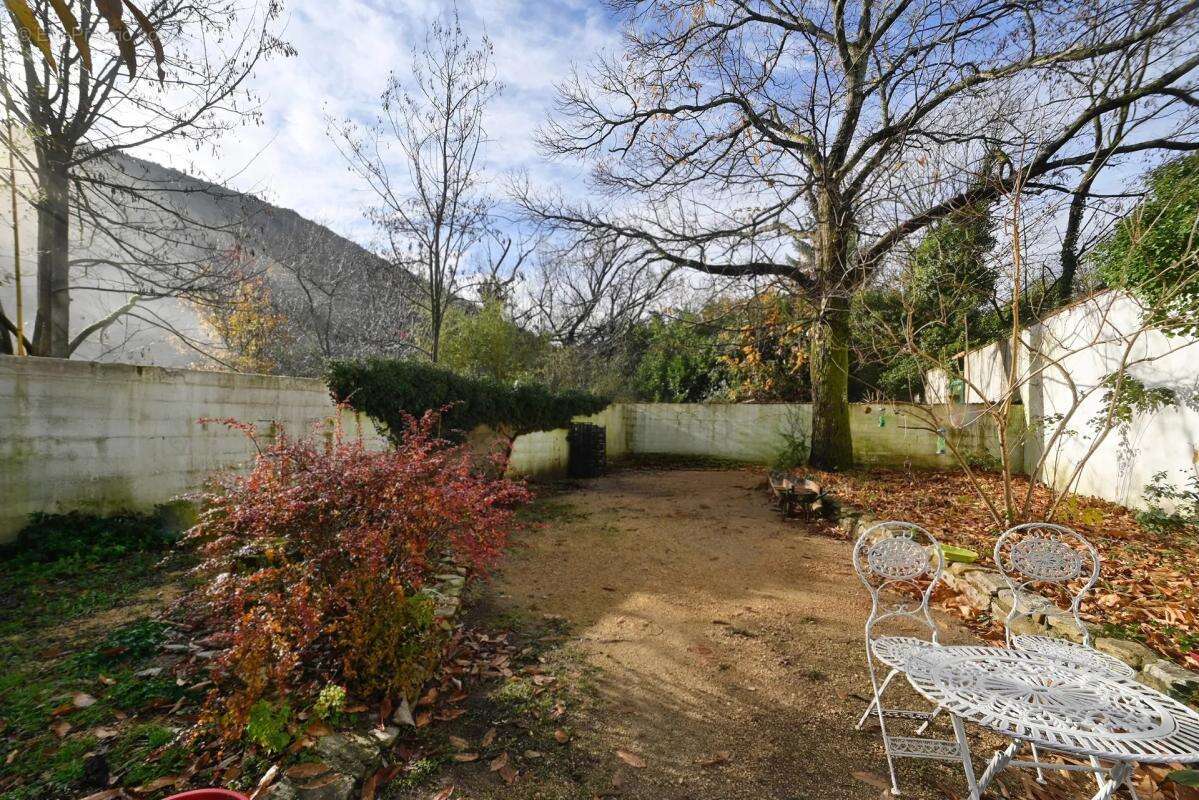 Maison à LES SALLES-DU-GARDON