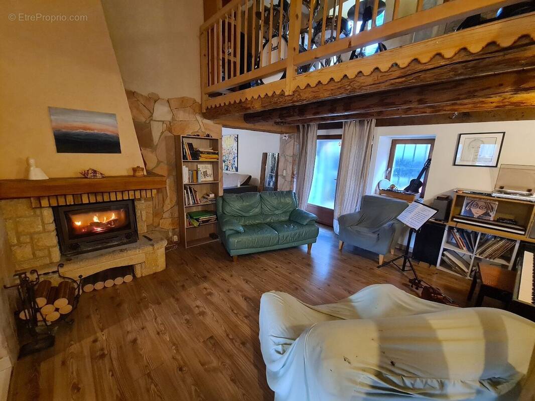 Maison à GRESY-SUR-ISERE