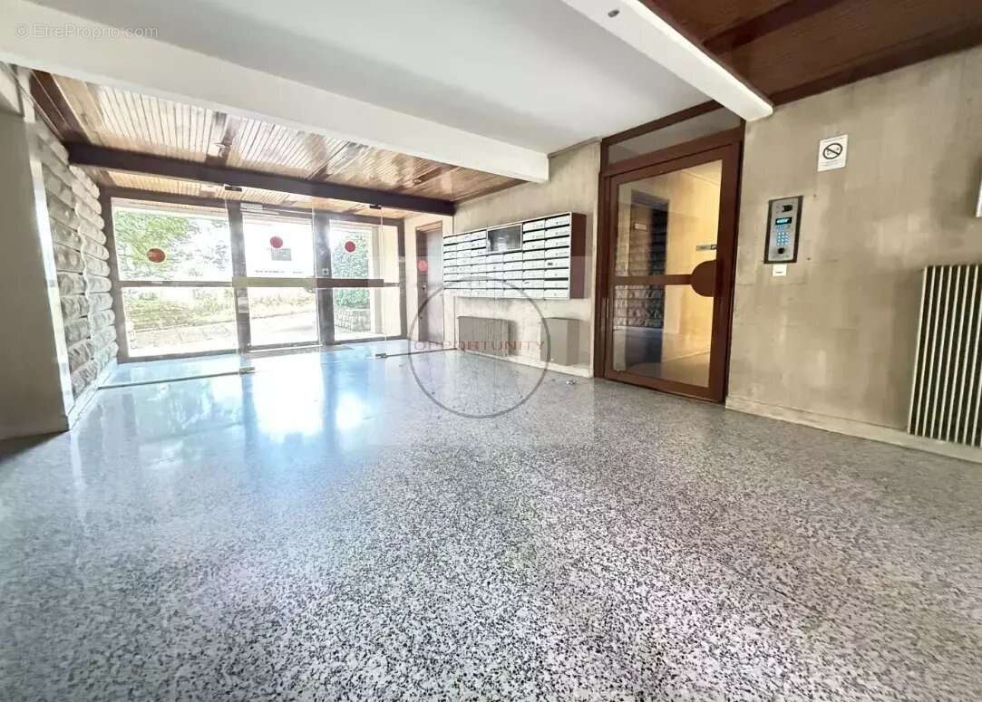 Appartement à FONTENAY-SOUS-BOIS