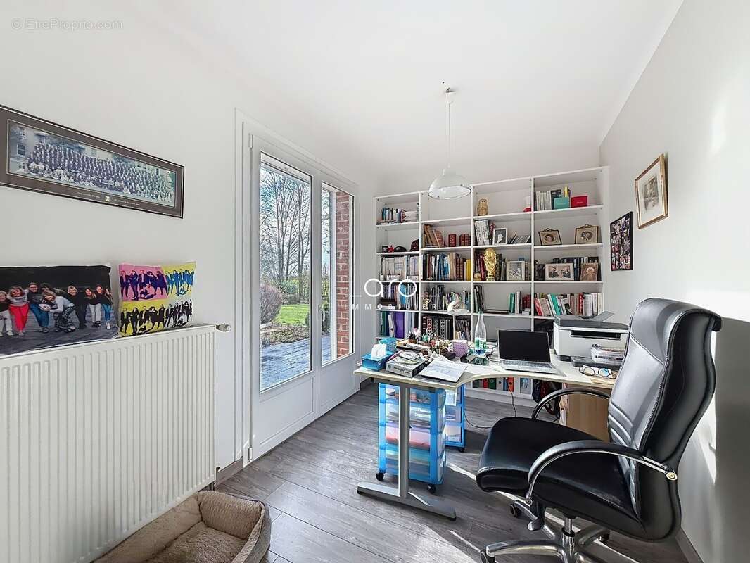 Maison 225 m² à Genech  - photo 9