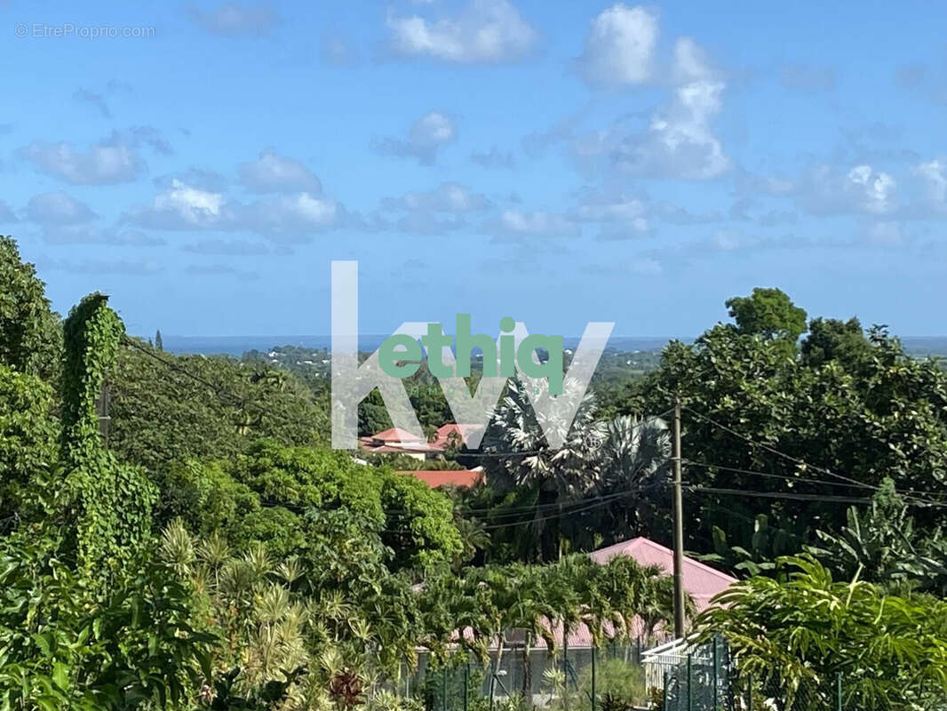 Terrain à GRAND-BOURG