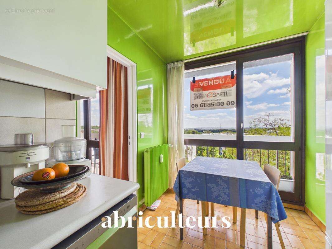 Appartement à GARCHES