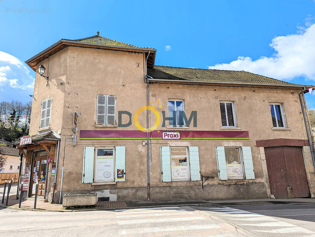 Appartement à SAINT-CHEF