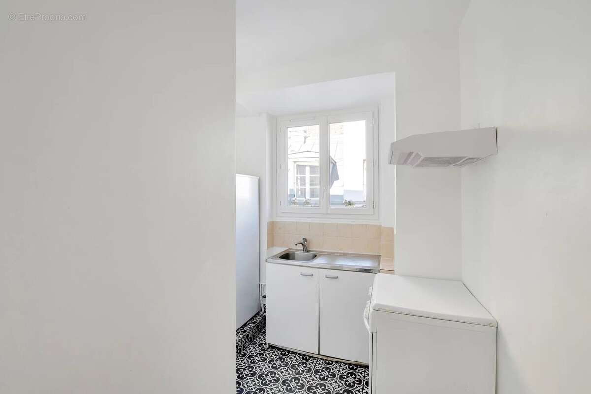 Appartement à PARIS-7E