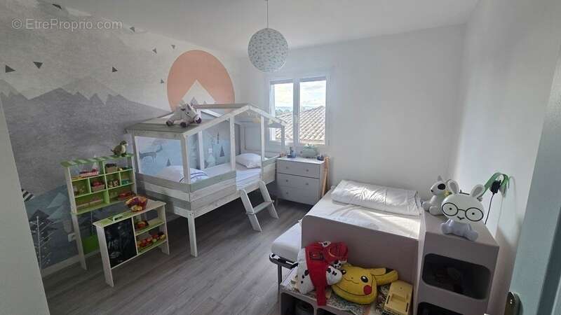 Maison à VILLEMOUSTAUSSOU