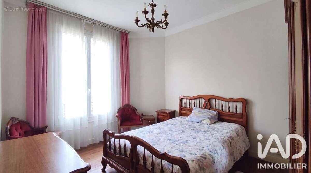 Photo 3 - Maison à NANTERRE