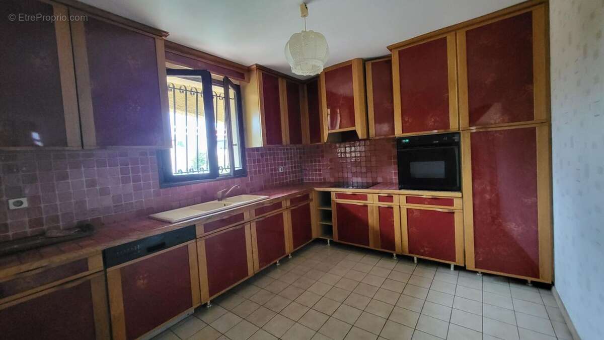 Maison à VILLENEUVE-DE-LA-RAHO