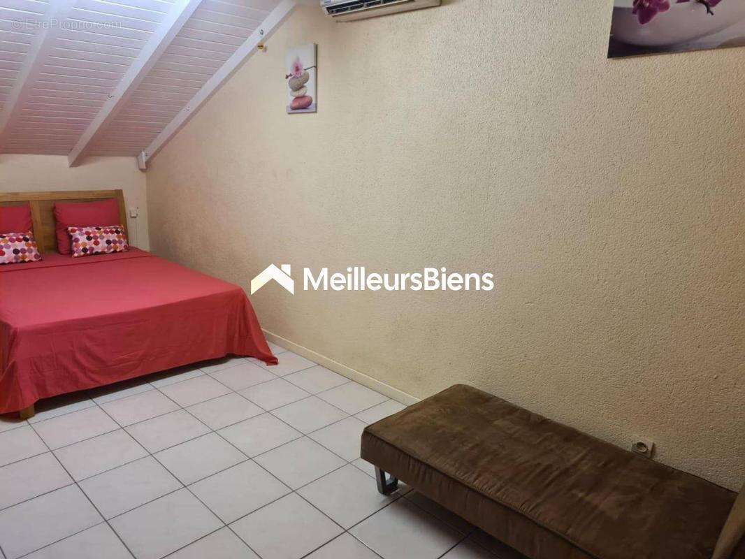 Maison à SAINTE-ANNE