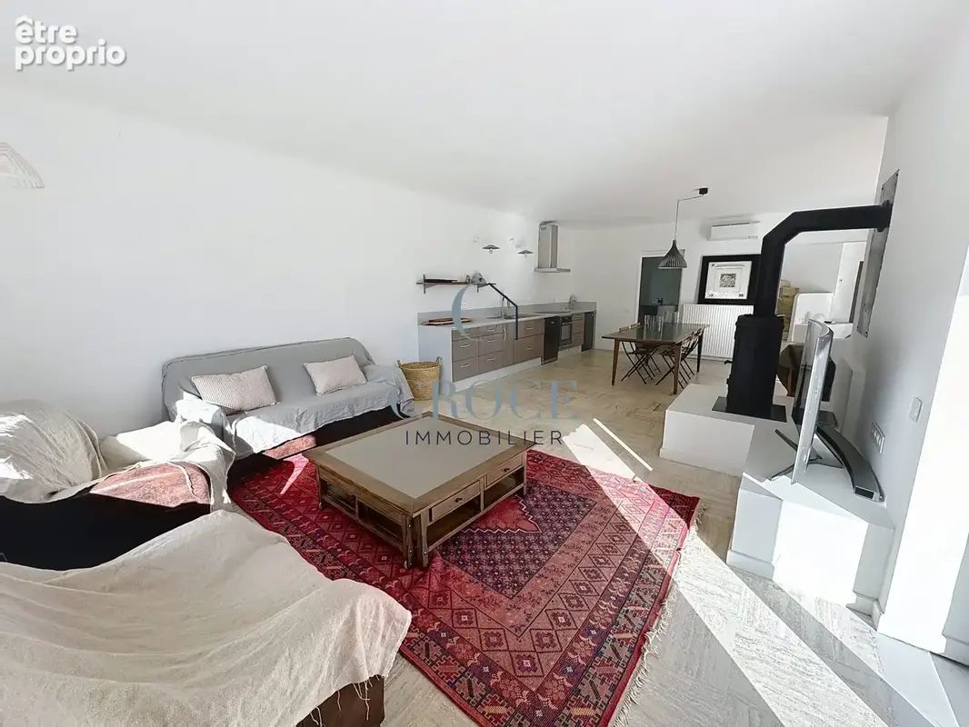 Maison 6 pièces 180 m² à vendre à Uzes (30700) - photo 2