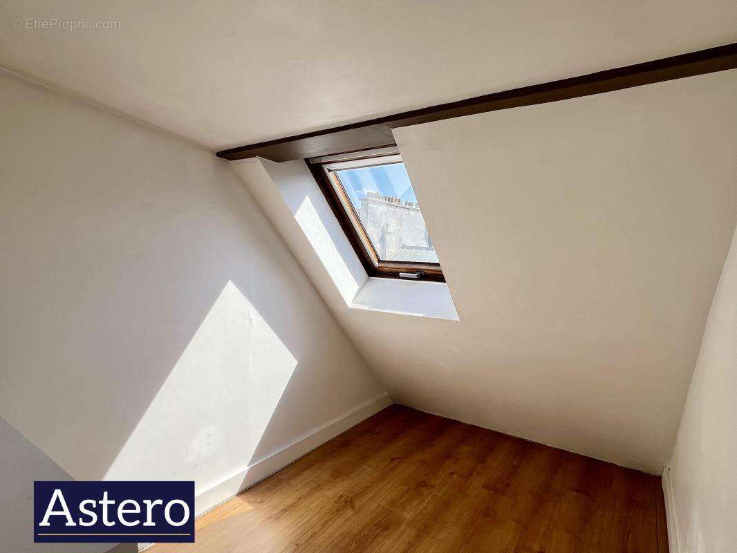 Appartement à PARIS-7E