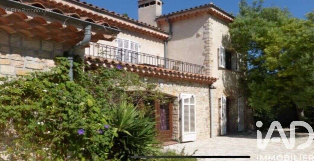 Photo 2 - Appartement à MOUANS-SARTOUX