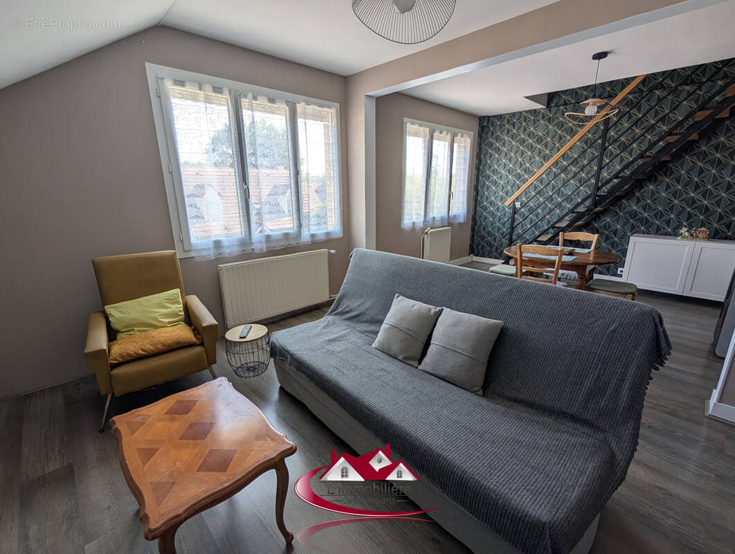 Appartement à MAULETTE