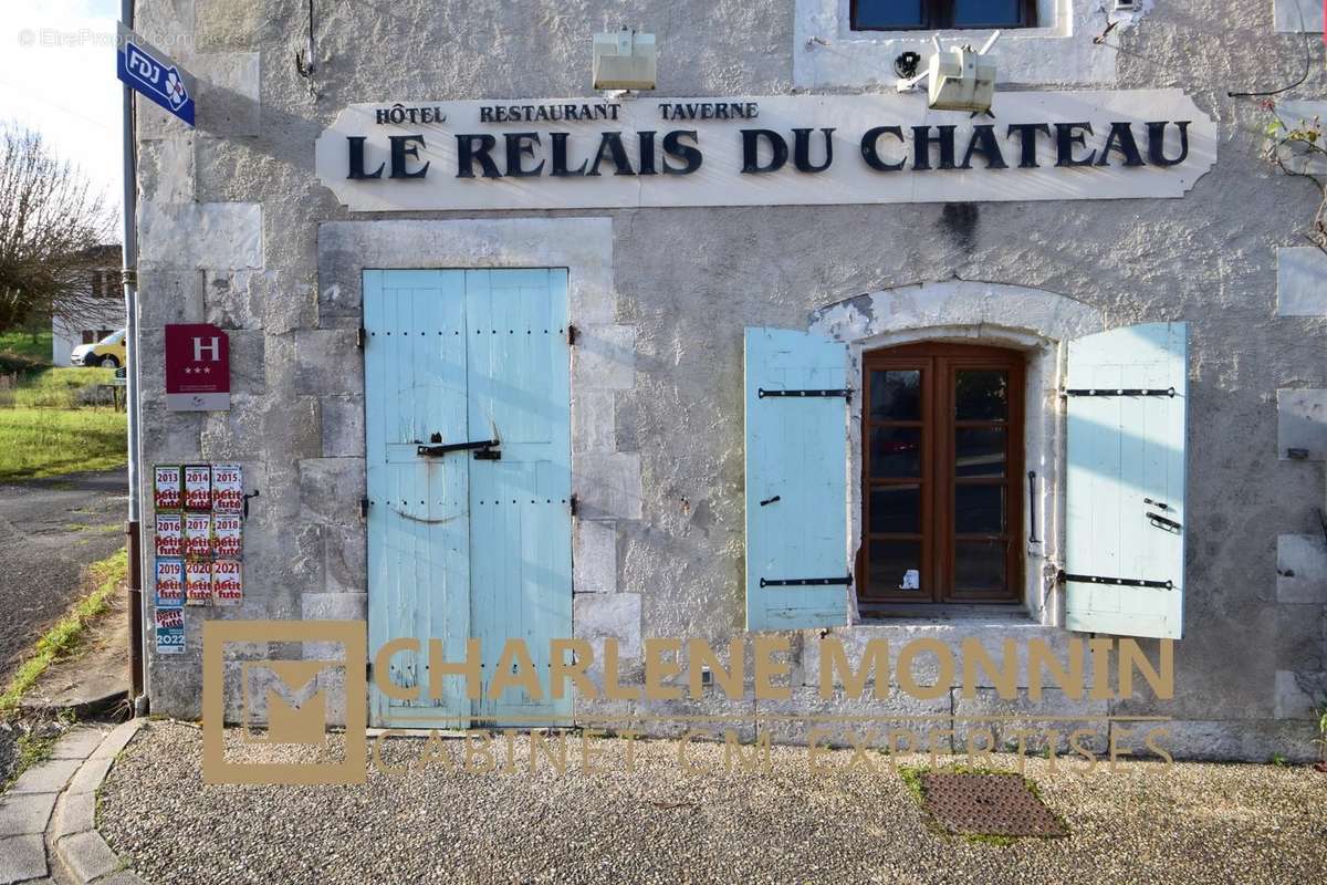 Maison à SAINT-ASTIER