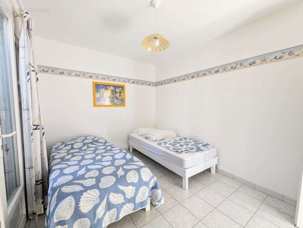 Maison à LES MATHES