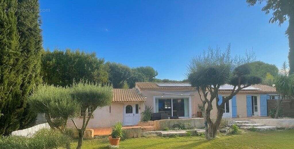 Maison à SANARY-SUR-MER