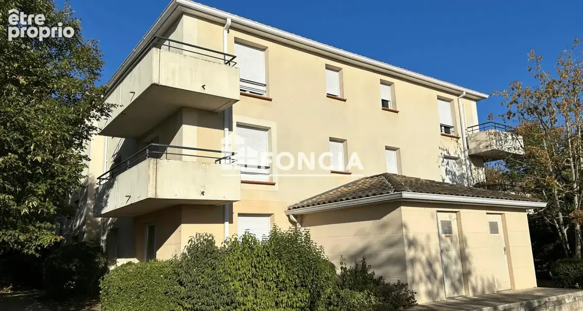 Appartement à CORBARIEU