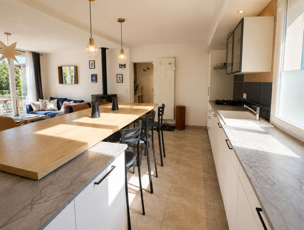 Maison à PLAIMPIED-GIVAUDINS