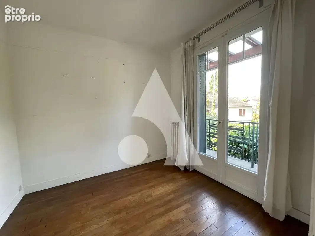 Maison Sucy En Brie - 4 pièce(s)- 10 MIN RER A - Indépendante - photo 7