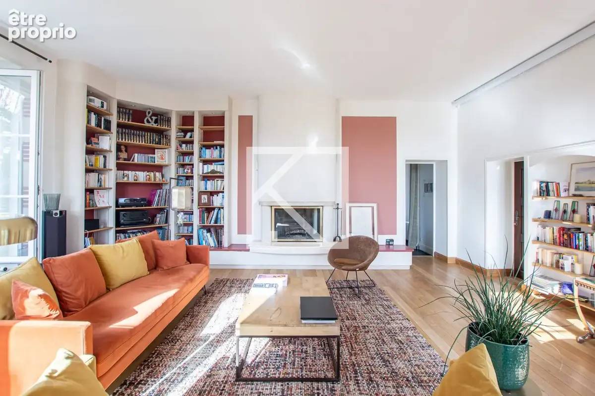 Maison 335 m² à Angers  - photo 5
