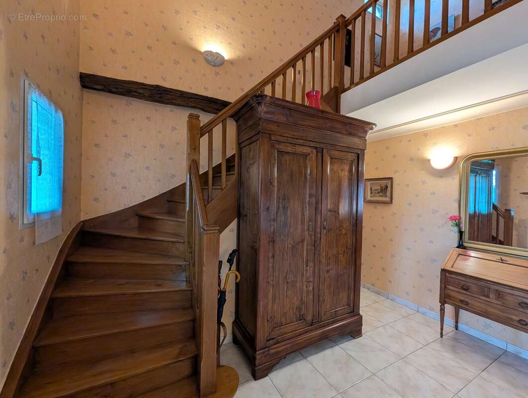 Maison à HAUTEFAGE-LA-TOUR