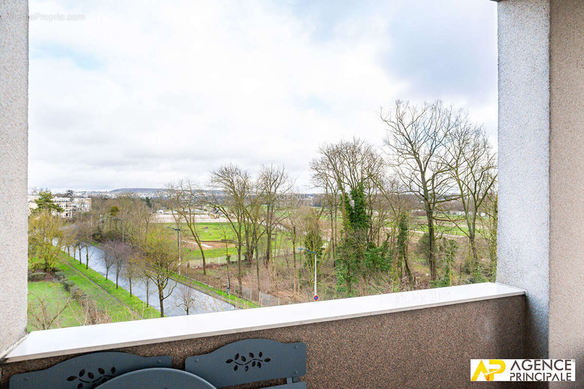 Appartement à MAISONS-LAFFITTE