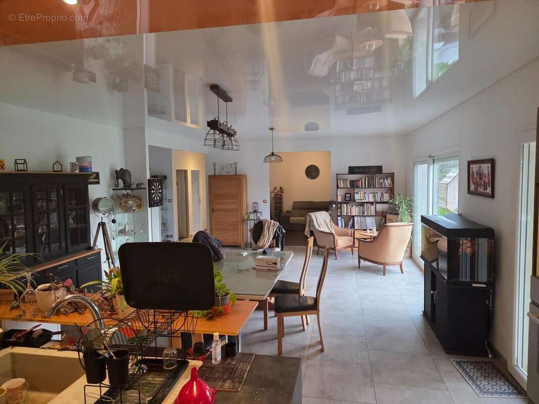 Photo 4 - Maison à POINTRE