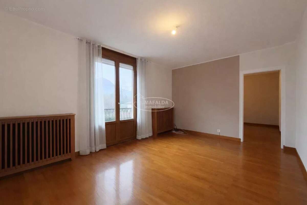 Maison à BONNEVILLE