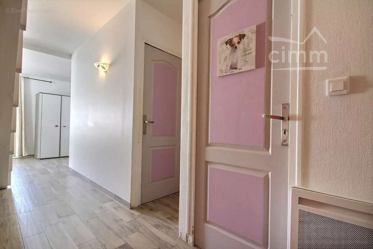 Maison à MONTELIMAR