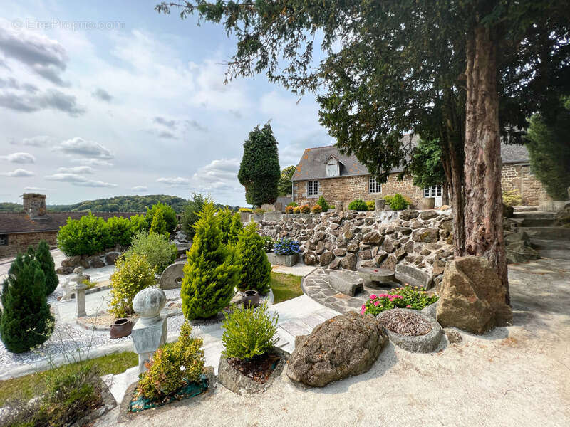 Maison à LONLAY-L'ABBAYE