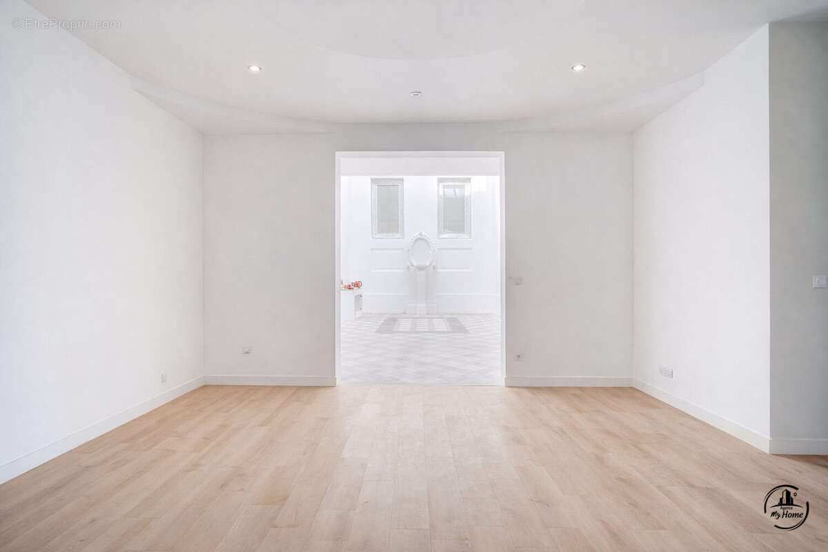 Appartement à SAINT-ETIENNE