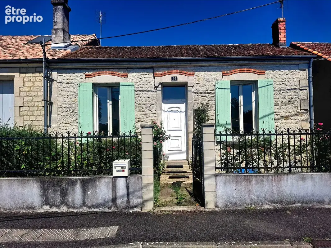 Maison à SAINTES