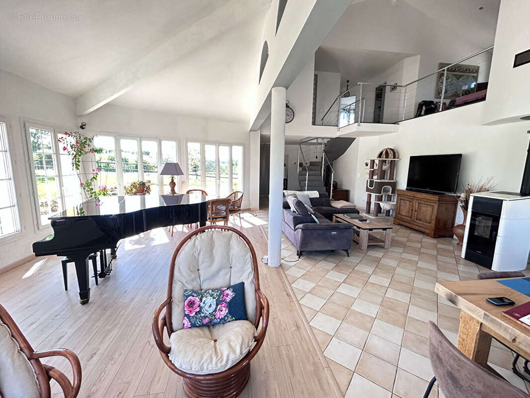 Maison à VILLENEUVE-SUR-LOT