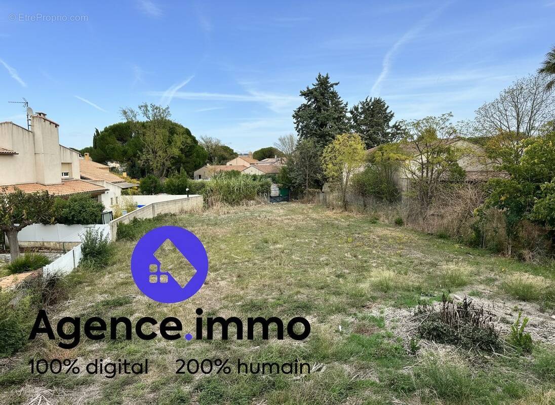 Terrain à JUVIGNAC